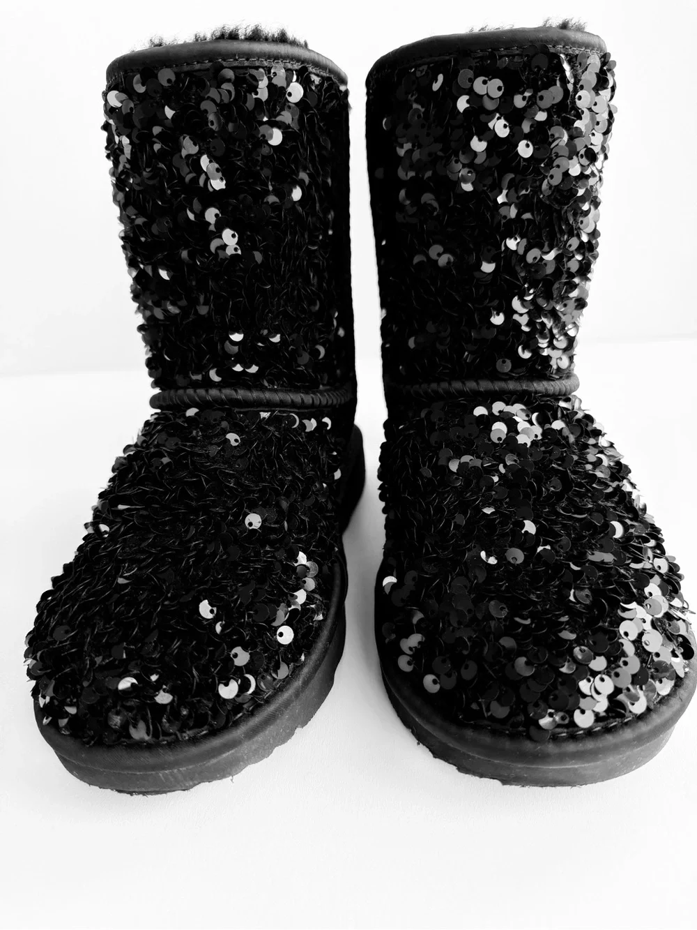 Ugg Girl’s Black Sequin Winter Boots Size 3